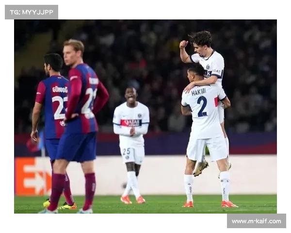 阿什拉夫染红后巴黎十人应战,门德斯头球绝杀斯特拉斯堡 阿什拉夫染红后巴黎十人应战,门德斯头球绝杀斯特拉斯堡